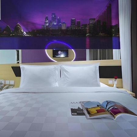 G Suites Hotel By Amithya Surabaya Bagian luar foto